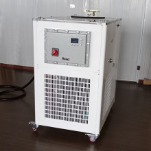 DLSB-50/20 水浴槽实验室数显水箱低温冷却液循环泵